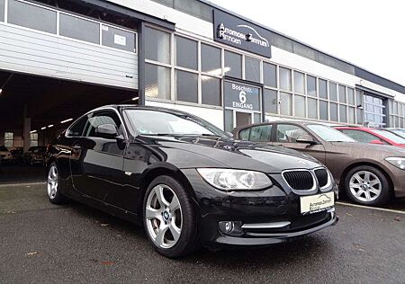 BMW 320 i Coupe 1.HAND*AUTOMATIK*LEDER*NAVI*XENON*TOP