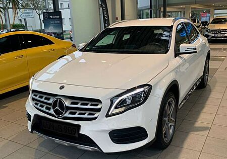 Mercedes-Benz GLA 200 7G-DCT AMG Line