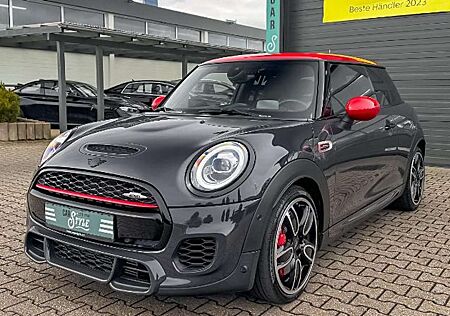 Mini John Cooper Works 2.0 CHILLI HEAD UP R.CAM PANO SHZ NAVI