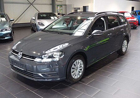 VW Golf Volkswagen Variant 1.6 TDI SCR Trendline 8-fach 1.Hand