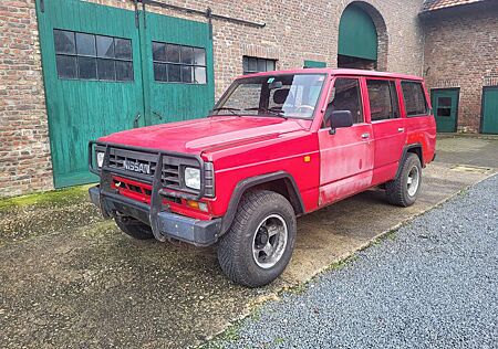 Nissan Patrol 3.3 Diesel 4WD W160 lang