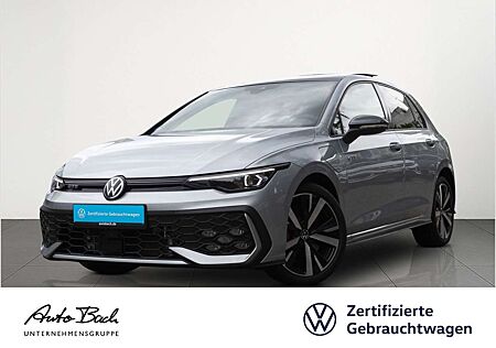 VW Golf GTE Volkswagen VIII GTE Black Style 1.5 TSI DSG, Panoramad