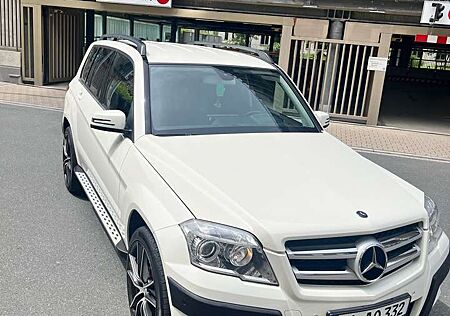 Mercedes-Benz GLK 350 CDI DPF 4Matic 7G-TRONIC