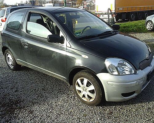 Toyota Yaris 1.0VVti /wenig km/ metallic+R-CD +Sv+ZV+FH+Airbags