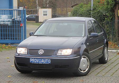 VW Bora Volkswagen 1.6 Pacific