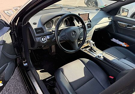 Mercedes-Benz C 300 4Matic 7G-TRONIC Special Edition