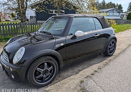 Mini Cooper 1.6i - 115