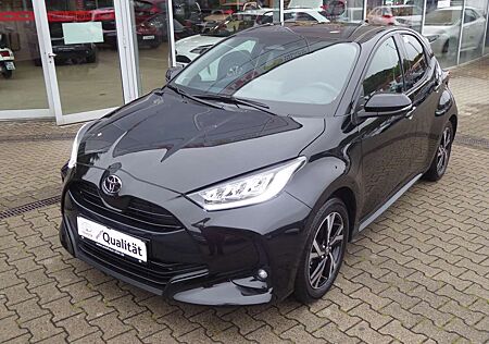 Toyota Yaris 1.5Hybrid Teamplayer+Comfort-Paket