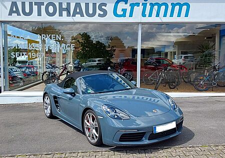Porsche Boxster 718 S