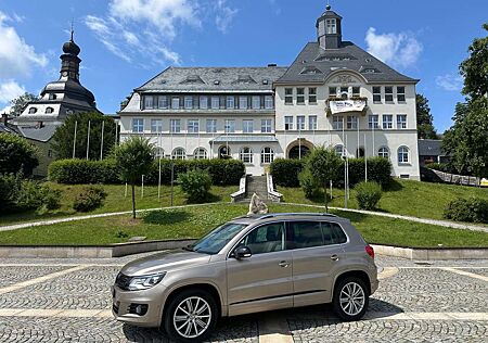VW Tiguan Volkswagen 2.0 TDI 4Motion DSG Sport SRWR Alu+Top-Ausstattung