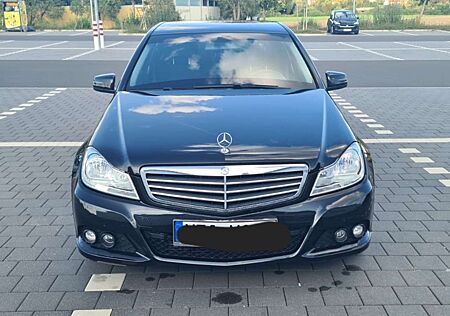 Mercedes-Benz C 220 CDI DPF (BlueEFFICIENCY)