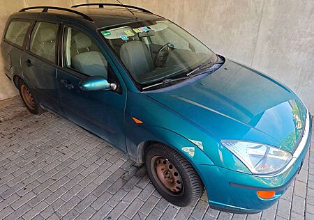 Ford Focus Turnier Ghia