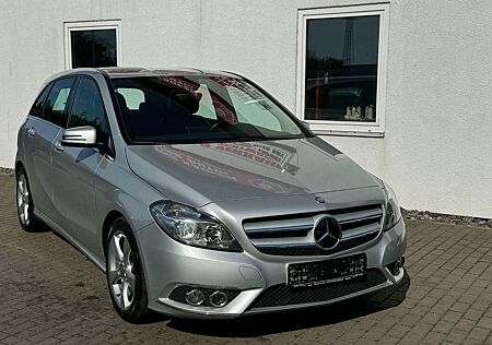 Mercedes-Benz B 220 CDI /d Automatik/Leder/LED/Klimaautomatik