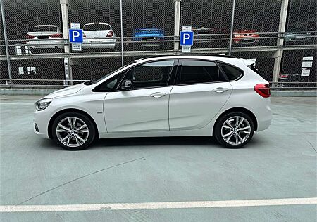 BMW 220d 220 Active Tourer Sport-Aut. Sport Line
