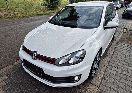 VW Golf GTI Volkswagen GTI Schwarz Dachhimmel Automatik