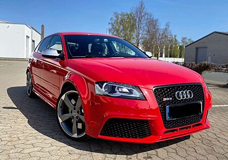 Audi RS3 2.5 TFSI quattro