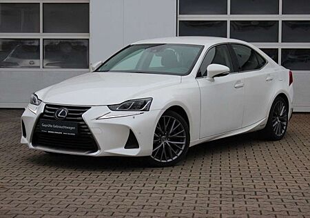 Lexus IS 300 300h Style *Premium-Navi*ACC*PDC*Kamera*