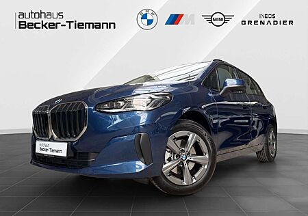 BMW 220 i Active Tourer Premium Paket/ AHK/ Fernlichtass.
