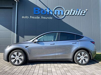 Tesla Model Y Long Range Dual AWD/1. Hand/Mwst.