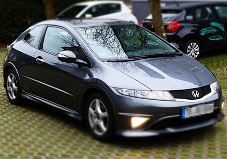 Honda Civic 1.8i-VTEC Type S