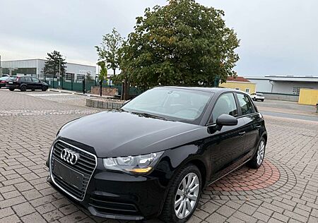 Audi A1 attraction NAVI+SHZ+PDC+KLIMAAUTO