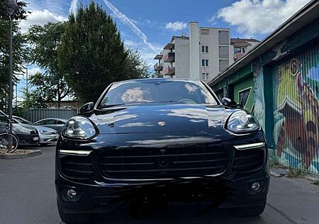 Porsche Cayenne S Diesel Tiptronic Luft~Bose-Panorama-V8 AHK