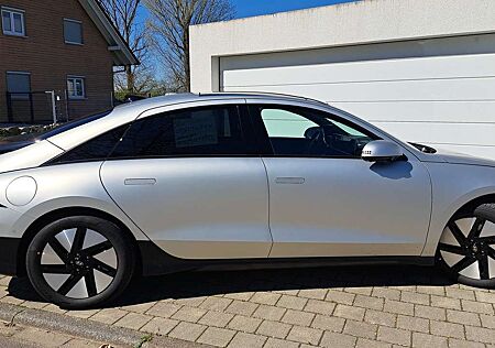 Hyundai IONIQ 6 Techniq-Paket Parkpaket BOSE Soundsystem