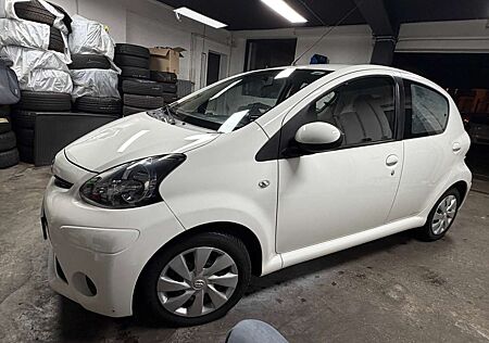 Toyota Aygo gebraucht kaufen Toyota Aygo Multi Mode Cool PDC Automatik