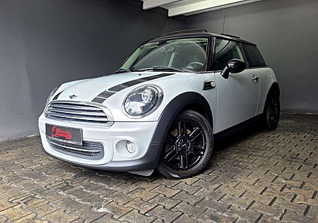 Mini Cooper 1,6 PANORAMA, BiXENON, PDC, LEDER