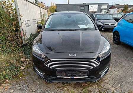 Ford Focus Turnier Titanium