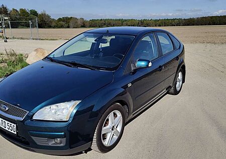 Ford Focus Ghia