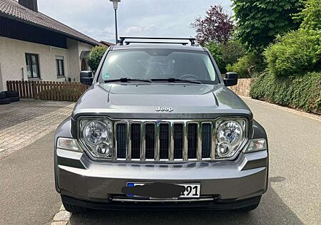Jeep Cherokee 2.8 CRD DPF Automatik Limited