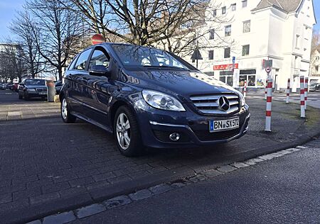 Mercedes-Benz B 200 CDI (245.208)