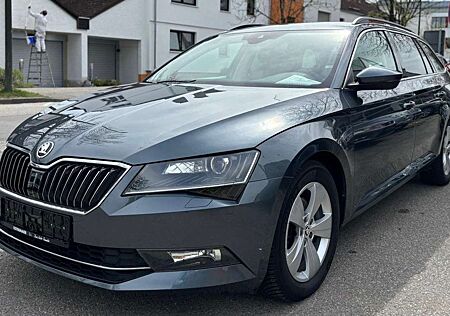 Skoda Superb Combi 2,0 TDI DSG 4x4/ACC/LED/AHK