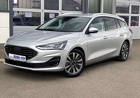 Ford Focus Turnier Titanium X Head-up Displ. Elektr. Heckl.