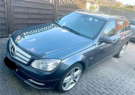 Mercedes-Benz C 250 T CDI DPF BlueEFFICIENCY Avantgarde