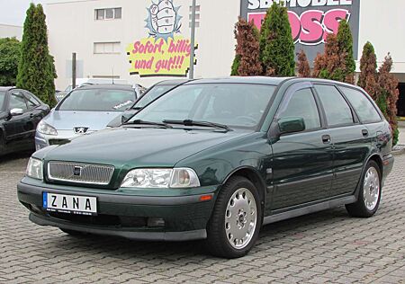Volvo V40 T4