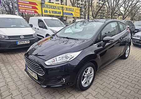 Ford Fiesta Titanium* SCHECKHEFT