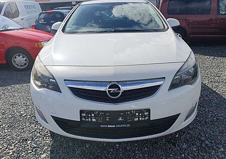 Opel Astra Sport