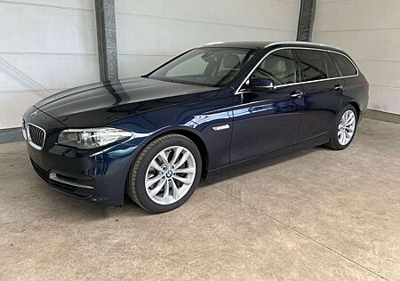 BMW 530 d Touring Aut.+ Leder+HUD+AHK+Harman/K.