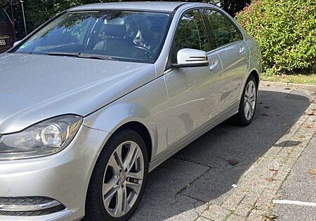 Mercedes-Benz C 180 CGI BlueEFFICIENCY Avantgarde