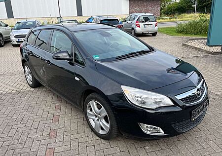 Opel Astra J Sports Tourer Design Edition