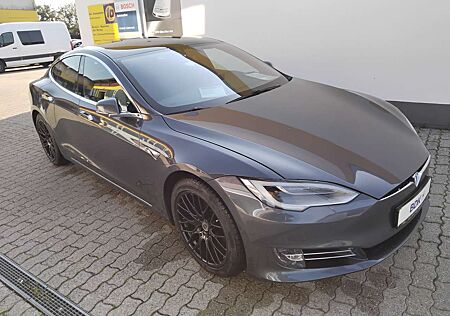 Tesla Model S Maximale Reichweite