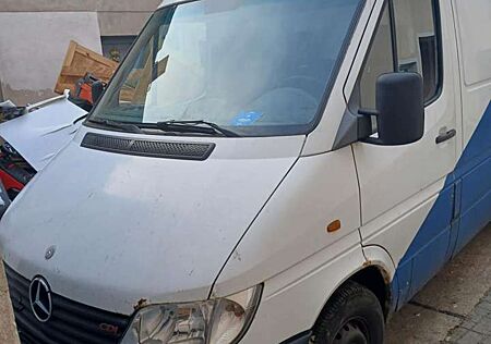 Mercedes-Benz Sprinter 311 CDI 903.661