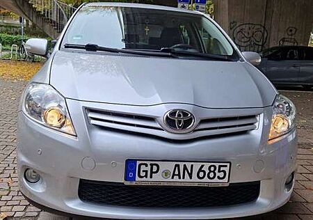 Toyota Auris gebraucht kaufen Toyota Auris 1.6 Edition