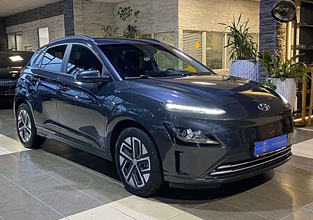 Hyundai Kona Edition 30+ digCockpit ACC Wärmepumpe R.Cam