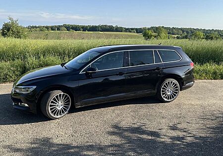 VW Passat Variant Volkswagen 2.0 TDI SCR DSG (BlueM. Tech) Comfortline