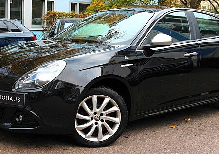 Alfa Romeo Giulietta Turismo SPORTPAKET* LEDER* PDC*