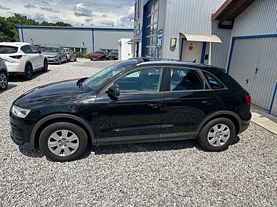 Audi Q3 basis quattro 2.0 TDI PANORAMA PDC NAVI MMI SHZG
