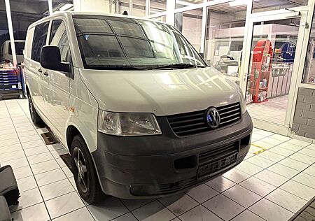 VW T5 Transporter Volkswagen Transporter T5 TDI Volksbus